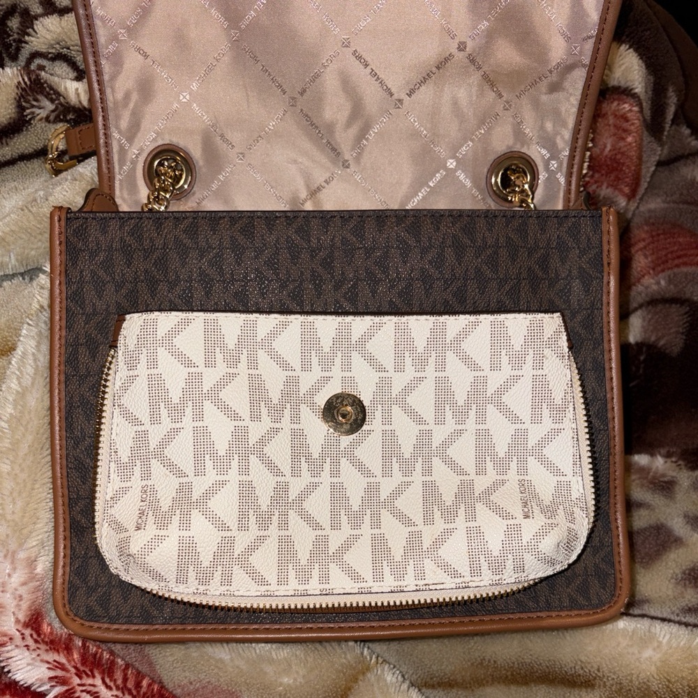 Michael Kors Brown and Cream Crossbody Bag - Picture 3 of 12